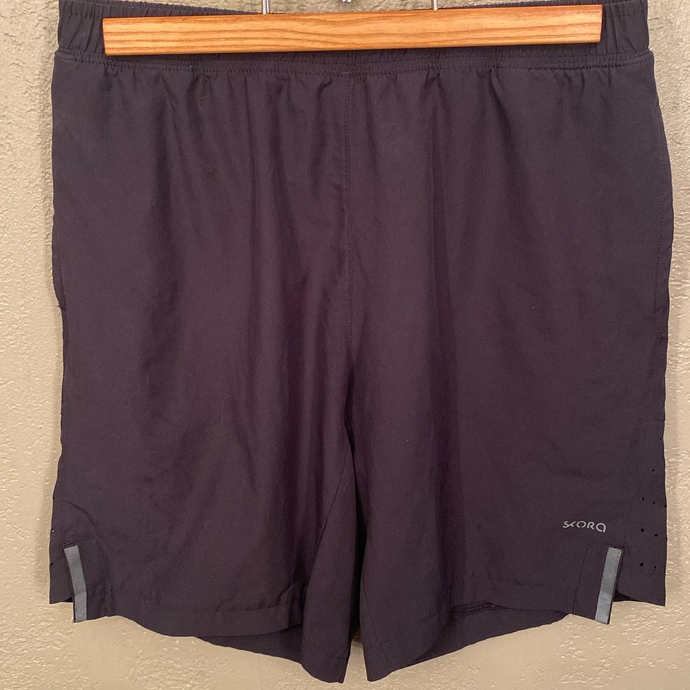 Skora dri fit black shorts